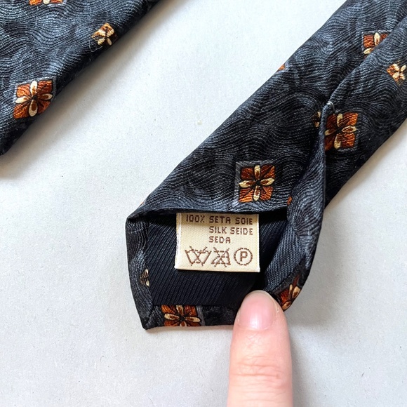 Villa Bolgheri Mens 100% Silk Tie Made in Italy Floral Geo Patterned Dark Navy - Picture 4 of 10